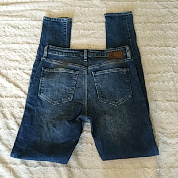 GUC Mavi Jeans (Lucy) - Picture 2 of 6